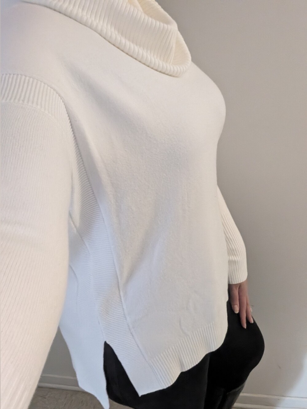 French Connection Off-White Cowl Neck Sweater – Size M – NWT